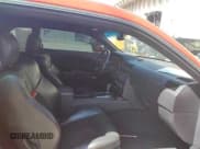 ✅ 2010 Dodge Challenger SRT-8 • VIN: 2B3CJ7DWXAH111414 • Lot: 93112285. Listed on Copart with 80,315 mi. Free auction sales archive from the USA and detailed vehicle history report at DreamBid. Image 5.