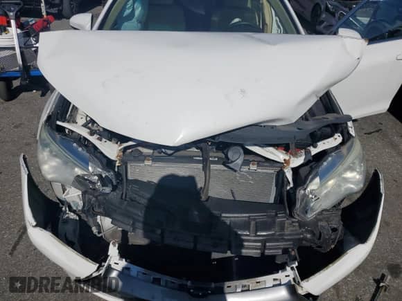 2015 Toyota Camry LE z VIN 4T4BF1FK1FR449048, wystawiony jako Copart lot #85875895 z przebiegiem 93 532 mil mil oraz Czysty tytuł • Clean title. Historia ofert i sprzedaży dostępna na DreamBid. Obrazek 11.