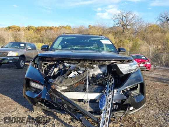 ✅ 2021 Ford Explorer Limited • VIN: 1FMSK8FH8MGB04047 • Lot: 43656480. Listed on IAAI with 132,483 mi. Free auction sales archive from the USA and detailed vehicle history report at DreamBid. Image 12.