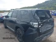 ✅ 2023 Honda Pilot EX-L • VIN: 5FNYG1H41PB045908 • Lot: 43286559. Listed on IAAI with 32,146 mi. Free auction sales archive from the USA and detailed vehicle history report at DreamBid. Image 3.