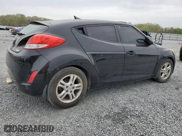 ✅ 2013 Hyundai Veloster RE:MIX • VIN: KMHTC6AD2DU155460 • Лот: 51597715. Размещён на Copart с пробегом 132 896 миль миль. Получите бесплатный доступ к архиву аукционных продаж из США и посмотрите подробный отчёт об истории автомобиля на DreamBid. Изображение 3.