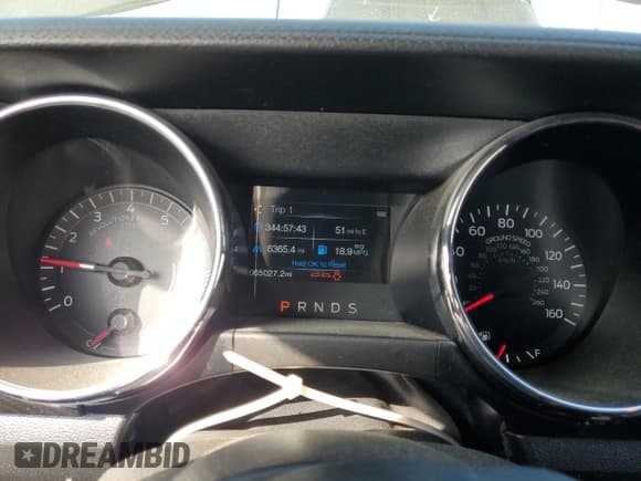 ✅ 2017 Ford Mustang V6 • VIN: 1FA6P8AM3H5266140 • Lot: 90681585. Listed on Copart with 65,027 mi. Free auction sales archive from the USA and detailed vehicle history report at DreamBid. Image 9.