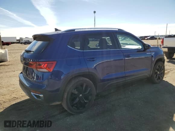 ✅ 2022 Volkswagen Taos SE • VIN: 3VVTX7B21NM046183 • Lot: 48811375. Listed on Copart with 42,102 mi. Free auction sales archive from the USA and detailed vehicle history report at DreamBid. Image 3.
