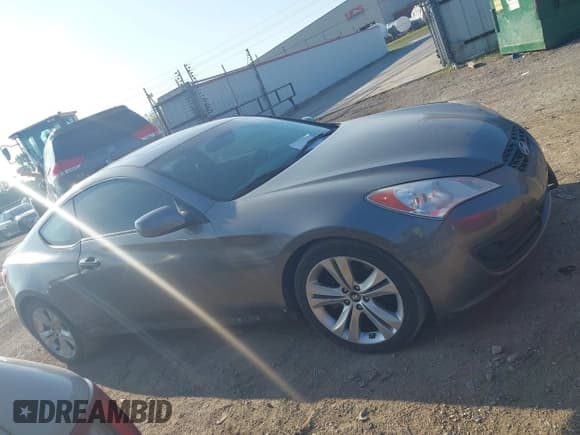 ✅ 2011 Hyundai Genesis Coupe • VIN: KMHHT6KD0BU063278 • Лот: 43204544. Опубликован ранее на IAAI с пробегом 127 966 миль. Бесплатный доступ к архиву аукционных продаж из США и подробный отчёт об истории автомобиля на DreamBid. Изображение 14.