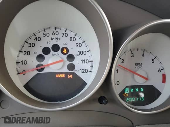 2007 Dodge Caliber SXT с VIN 1B3HB48B77D300293, выставлен на аукционе Copart как лот 79722304 с пробегом 200 113 миль миль и Списание • Salvage title. История ставок и продаж доступна на DreamBid. Изображение 9.