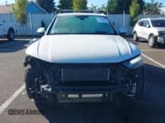 ✅ 2021 Audi Q5 Premium • VIN: WA1G2AFY4M2065966 • Lot: 43319916. Wystawiony na IAAI z przebiegiem 40 266 mil. Bezpłatny archiwum sprzedaży aukcyjnych z USA i szczegółowy raport historii pojazdu na DreamBid. Zdjęcie 13.