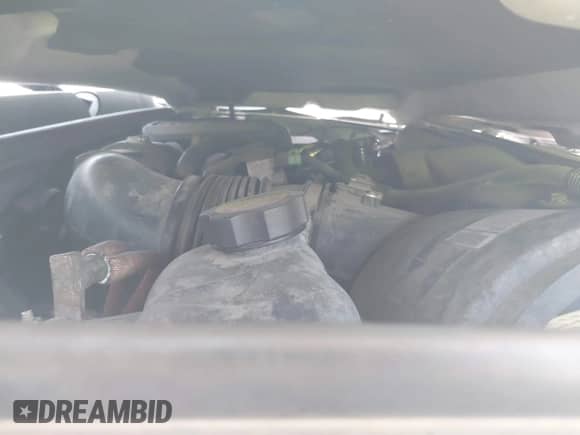 2007 Chevrolet Silverado 2500HD 1LT z VIN 1GCHK23687F512654, wystawiony jako IAAI lot #42554241 z przebiegiem 149 949 mil mil oraz . Historia ofert i sprzedaży dostępna na DreamBid. Obrazek 10.