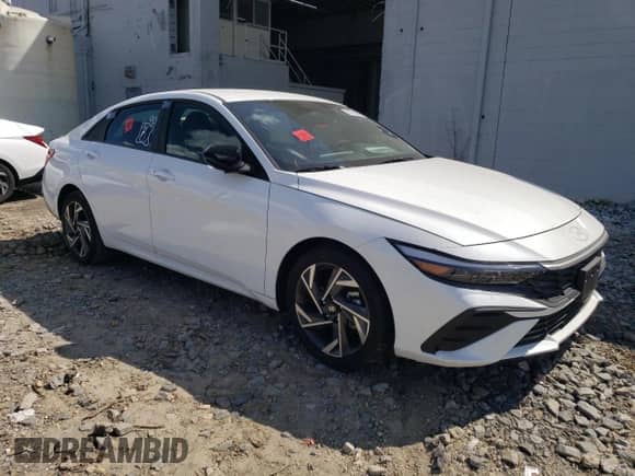 2025 Hyundai Elantra SEL Sport z VIN KMHLM4DG2SU874230, wystawiony jako Copart lot #70351645 z przebiegiem 11 722 mil mil oraz Szkoda całkowita • Salvage title. Historia ofert i sprzedaży dostępna na DreamBid. Obrazek 4.