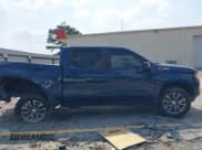 ✅ 2022 Chevrolet Silverado 1500 RST • VIN: 1GCUDEED1NZ527417 • Lot: 42400580. Wystawiony na IAAI z przebiegiem 54 675 mil. Bezpłatny archiwum sprzedaży aukcyjnych z USA i szczegółowy raport historii pojazdu na DreamBid. Zdjęcie 13.