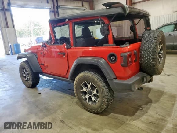 ✅ 2021 Jeep Wrangler Willys • VIN: 1C4GJXAG2MW870223 • Lot: 91226325. Wystawiony na Copart z przebiegiem 17 785 mil. Bezpłatny archiwum sprzedaży aukcyjnych z USA i szczegółowy raport historii pojazdu na DreamBid. Zdjęcie 2.