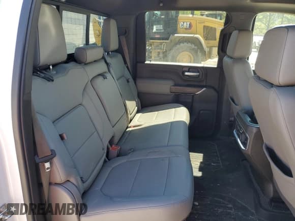 ✅ 2020 GMC Sierra 2500 • VIN: 1GT19NE71LF131890 • Lot: 52393195. Listed on Copart with 105,628 mi. Free auction sales archive from the USA and detailed vehicle history report at DreamBid. Image 10.
