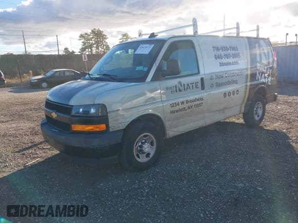 ✅ 2018 Chevrolet Express Cargo • VIN: 1GCWGAFP9J1176623 • Lot: 43619272. Listed on IAAI with 57,520 mi. Free auction sales archive from the USA and detailed vehicle history report at DreamBid. Image 2.