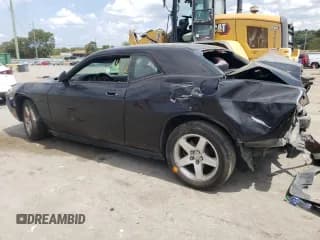 ✅ 2010 Dodge Challenger SE • VIN: 2B3CJ4DVXAH154771 • Lot: 69595584. Wystawiony na Copart z przebiegiem Nie podano. Bezpłatny archiwum sprzedaży aukcyjnych z USA i szczegółowy raport historii pojazdu na DreamBid. Zdjęcie 2.