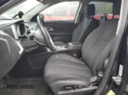 ✅ 2017 Chevrolet Equinox LT • VIN: 2GNFLFEK3H6164240 • Лот: 86466045. Опубликован ранее на Copart с пробегом 95 321 миль. Бесплатный доступ к архиву аукционных продаж из США и подробный отчёт об истории автомобиля на DreamBid. Изображение 7.