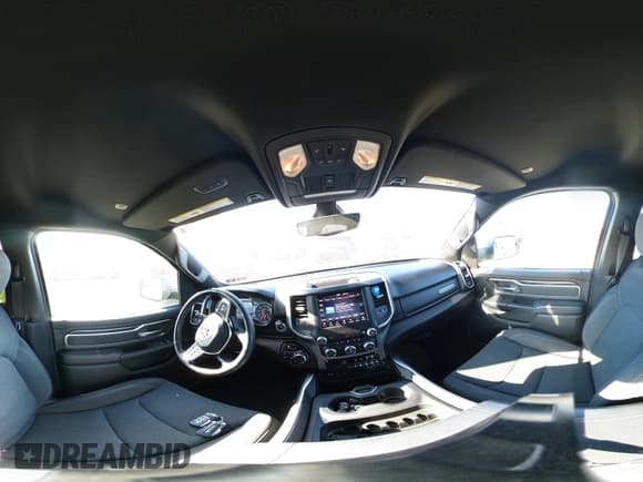 ✅ 2019 Ram 1500 Big Horn • VIN: 1C6RRFFGXKN777061 • Lot: 43591859. Wystawiony na IAAI z przebiegiem 80 179 mil. Bezpłatny archiwum sprzedaży aukcyjnych z USA i szczegółowy raport historii pojazdu na DreamBid. Zdjęcie 19.