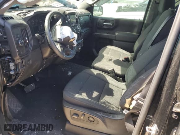 ✅ 2024 Chevrolet Silverado 1500 Custom • VIN: 3GCPABEK1RG118181 • Lot: 49625495. Wystawiony na Copart z przebiegiem Nie podano. Bezpłatny archiwum sprzedaży aukcyjnych z USA i szczegółowy raport historii pojazdu na DreamBid. Zdjęcie 7.