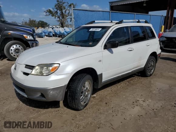 ✅ 2005 Mitsubishi Outlander LS • VIN: JA4LX31FX5U021252 • Lot: 78916834. Wystawiony na Copart z przebiegiem 169 790 mil. Bezpłatny archiwum sprzedaży aukcyjnych z USA i szczegółowy raport historii pojazdu na DreamBid. Zdjęcie 1.