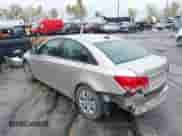 2013 Chevrolet Cruze LS z VIN 1G1PA5SH5D7194283, wystawiony jako IAAI lot #43503568 z przebiegiem 88 253 mil mil oraz . Historia ofert i sprzedaży dostępna na DreamBid. Obrazek 3.