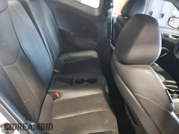 2014 Hyundai Veloster Turbo z VIN KMHTC6AE2EU208474, wystawiony jako Copart lot #65442584 z przebiegiem 57 596 mil mil oraz Szkoda całkowita • Salvage title. Historia ofert i sprzedaży dostępna na DreamBid. Obrazek 10.