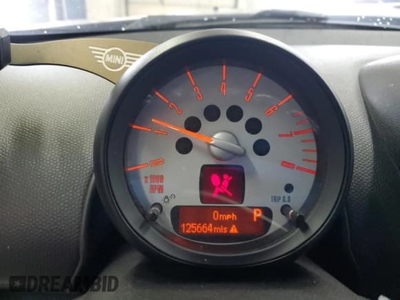 ✅ 2013 MINI Countryman S • VIN: WMWZC3C51DWP22214 • Lot: 93966435. Listed on Copart with 125,664 mi. Free auction sales archive from the USA and detailed vehicle history report at DreamBid. Image 9.