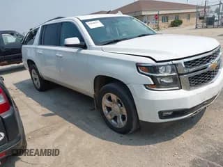 ✅ 2015 Chevrolet Suburban LT • VIN: 1GNSKJKC0FR661233 • Lot: 42848523. Wystawiony na IAAI z przebiegiem 183 511 mil. Bezpłatny archiwum sprzedaży aukcyjnych z USA i szczegółowy raport historii pojazdu na DreamBid. Zdjęcie 1.