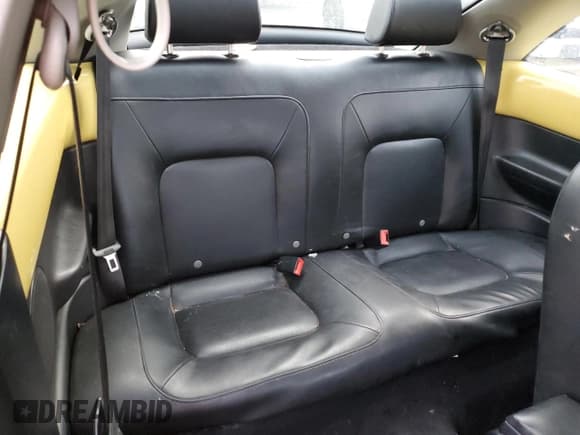 ✅ 2009 Volkswagen Beetle S • VIN: 3VWPG31C39M501055 • Lot: 78957264. Listed on Copart with 216,081 mi. Free auction sales archive from the USA and detailed vehicle history report at DreamBid. Image 10.