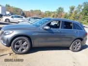 ✅ 2019 Mercedes-Benz GLC 300 • VIN: WDC0G4KB6KF661432 • Лот: 43355635. Опубликован ранее на IAAI с пробегом 41 096 миль. Бесплатный доступ к архиву аукционных продаж из США и подробный отчёт об истории автомобиля на DreamBid. Изображение 14.