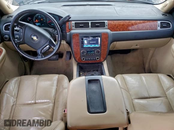 ✅ 2007 Chevrolet Tahoe LT • VIN: 1GNEK130X7R137638 • Lot: 93675295. Wystawiony na Copart z przebiegiem 213 199 mil. Bezpłatny archiwum sprzedaży aukcyjnych z USA i szczegółowy raport historii pojazdu na DreamBid. Zdjęcie 8.