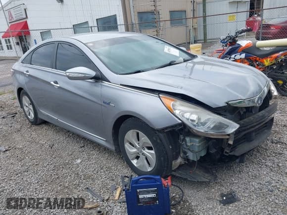 ✅ 2014 Hyundai Sonata Limited • VIN: KMHEC4A48EA116629 • Lot: 42070212. Wystawiony na IAAI z przebiegiem 95 295 mil. Bezpłatny archiwum sprzedaży aukcyjnych z USA i szczegółowy raport historii pojazdu na DreamBid. Zdjęcie 1.