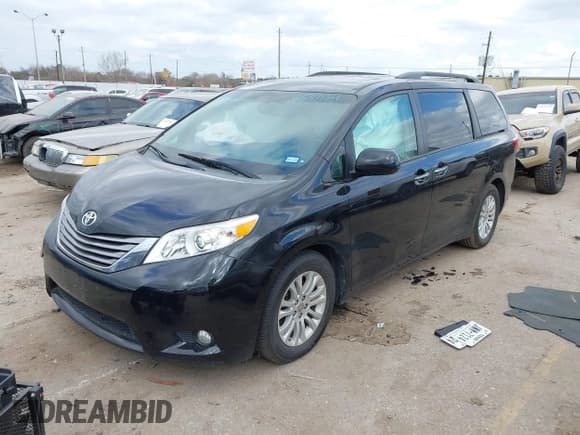 ✅ 2016 Toyota Sienna XLE • VIN: 5TDYK3DC6GS718551 • Lot: 41537134. Listed on IAAI with 114,839 mi. Free auction sales archive from the USA and detailed vehicle history report at DreamBid. Image 2.