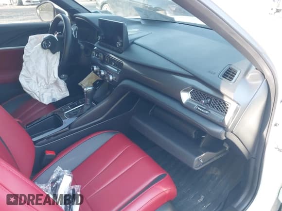 ✅ 2024 Acura Integra w/A-Spec Package • VIN: 19UDE4H3XRA003604 • Lot: 42145420. Listed on IAAI with 8,720 mi. Free auction sales archive from the USA and detailed vehicle history report at DreamBid. Image 5.