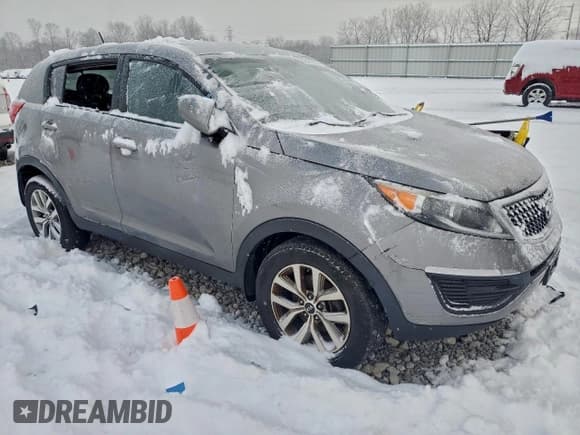 ✅ 2016 Kia Sportage LX • VIN: KNDPB3AC8G7833887 • Lot: 95143965. Wystawiony na Copart z przebiegiem 132 988 mil. Bezpłatny archiwum sprzedaży aukcyjnych z USA i szczegółowy raport historii pojazdu na DreamBid. Zdjęcie 4.