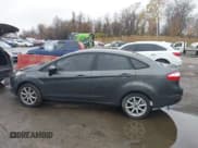 ✅ 2019 Ford Fiesta SE • VIN: 3FADP4BJ8KM111251 • Лот: 43744595. Опубликован ранее на IAAI с пробегом 172 219 миль. Бесплатный доступ к архиву аукционных продаж из США и подробный отчёт об истории автомобиля на DreamBid. Изображение 14.