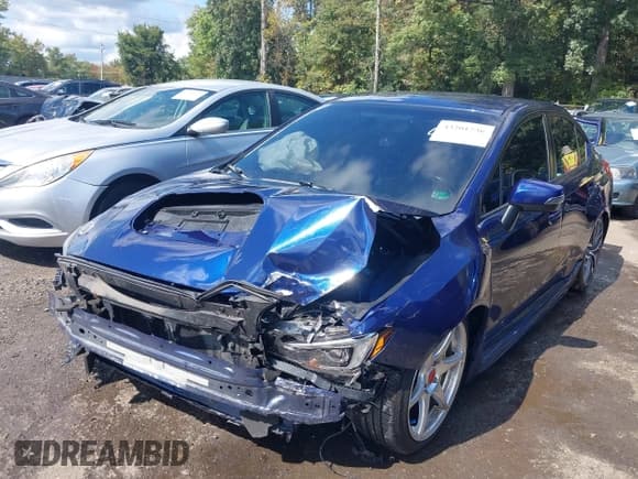 ✅ 2020 Subaru WRX STI • VIN: JF1VA2E68L9814205 • Lot: 43201736. Listed on IAAI with 62,329 mi. Free auction sales archive from the USA and detailed vehicle history report at DreamBid. Image 6.