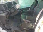 ✅ 2024 Ford Transit Passenger XL • VIN: 1FBAX2C88RKA07720 • Lot: 52321345. Wystawiony na Copart z przebiegiem 31 172 mil. Bezpłatny archiwum sprzedaży aukcyjnych z USA i szczegółowy raport historii pojazdu na DreamBid. Zdjęcie 7.