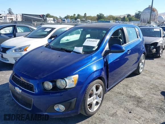 ✅ 2014 Chevrolet Sonic LTZ • VIN: 1G1JE6SB0E4112295 • Lot: 43604091. Wystawiony na IAAI z przebiegiem 140 826 mil mil. Skorzystaj z bezpłatnego archiwum sprzedaży aukcyjnych z USA i zobacz szczegółowy raport historii pojazdu na DreamBid. Zdjęcie 6.