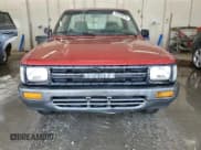 ✅ 1991 Toyota Pickup • VIN: JT4RN81A2M5101810 • Lot: 64028515. Wystawiony na Copart z przebiegiem 178 836 mil. Bezpłatny archiwum sprzedaży aukcyjnych z USA i szczegółowy raport historii pojazdu na DreamBid. Zdjęcie 5.