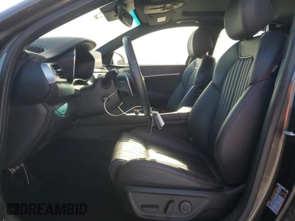 ✅ 2023 Genesis G70 2.0T • VIN: KMTG34TA2PU132893 • Lot: 81454895. Listed on Copart with 25,131 mi. Free auction sales archive from the USA and detailed vehicle history report at DreamBid. Image 7.