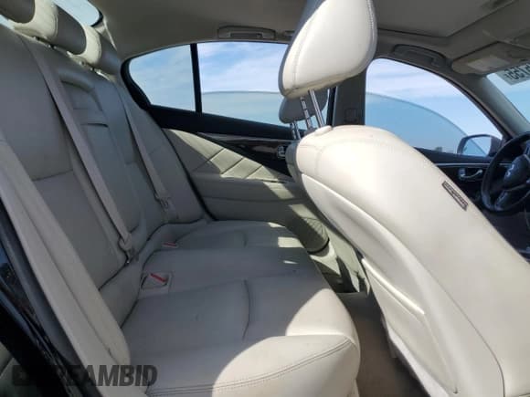 ✅ 2019 Infiniti Q50 Luxe • VIN: JN1EV7APXKM514545 • Lot: 91575755. Listed on Copart with 70,129 mi. Free auction sales archive from the USA and detailed vehicle history report at DreamBid. Image 10.