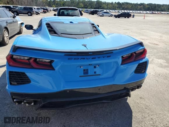 ✅ 2025 Chevrolet Corvette 1LT • VIN: 1G1YA2D4XS5101800 • Lot: 86979955. Listed on Copart with 7,501 mi. Free auction sales archive from the USA and detailed vehicle history report at DreamBid. Image 6.