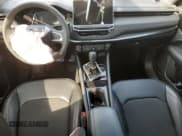 ✅ 2023 Jeep Compass Altitude • VIN: 3C4NJDBN7PT513861 • Lot: 89834425. Wystawiony na Copart z przebiegiem Nie podano. Bezpłatny archiwum sprzedaży aukcyjnych z USA i szczegółowy raport historii pojazdu na DreamBid. Zdjęcie 8.