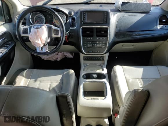 ✅ 2013 Dodge Grand Caravan Crew • VIN: 2C4RDGDG3DR518241 • Lot: 85705865. Wystawiony na Copart z przebiegiem 239 113 mil. Bezpłatny archiwum sprzedaży aukcyjnych z USA i szczegółowy raport historii pojazdu na DreamBid. Zdjęcie 8.