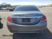 ✅ 2017 Mercedes-Benz C 300 • VIN: 55SWF4JB0HU185193 • Lot: 61036025. Wystawiony na Copart z przebiegiem 128 352 mil. Bezpłatny archiwum sprzedaży aukcyjnych z USA i szczegółowy raport historii pojazdu na DreamBid. Zdjęcie 6.