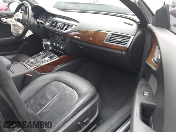 ✅ 2013 Audi A7 Premium Plus • VIN: WAUYGAFC7DN101757 • Lot: 42485884. Listed on IAAI with 135,330 mi. Free auction sales archive from the USA and detailed vehicle history report at DreamBid. Image 5.
