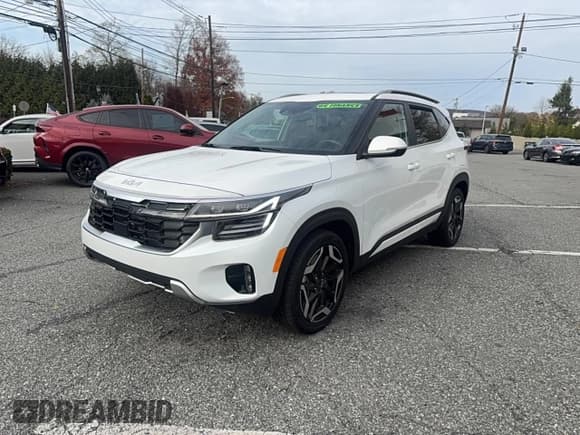 ✅ 2024 Kia Seltos SX • VIN: KNDETCA78R7591290 • Lot: 93375325. Wystawiony na Copart z przebiegiem 9 980 mil. Bezpłatny archiwum sprzedaży aukcyjnych z USA i szczegółowy raport historii pojazdu na DreamBid. Zdjęcie 2.