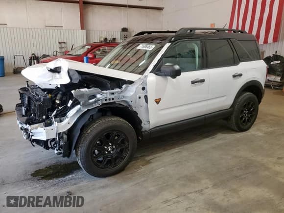 ✅ 2025 Ford Bronco Sport Badlands • VIN: 3FMCR9DA2SRE72242 • Lot: 71608465. Wystawiony na Copart z przebiegiem 279 mil. Bezpłatny archiwum sprzedaży aukcyjnych z USA i szczegółowy raport historii pojazdu na DreamBid. Zdjęcie 1.