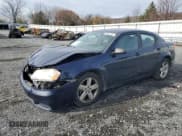 ✅ 2013 Dodge Avenger SE • VIN: 1C3CDZAB2DN563134 • Лот: 82622704. Опубликован ранее на Copart с пробегом 150 281 миль. Бесплатный доступ к архиву аукционных продаж из США и подробный отчёт об истории автомобиля на DreamBid. Изображение 1.