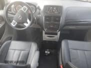 ✅ 2019 Dodge Grand Caravan Crew • VIN: 2C4RDGDG9KR599159 • Lot: 68274145. Wystawiony na Copart z przebiegiem 96 462 mil. Bezpłatny archiwum sprzedaży aukcyjnych z USA i szczegółowy raport historii pojazdu na DreamBid. Zdjęcie 8.