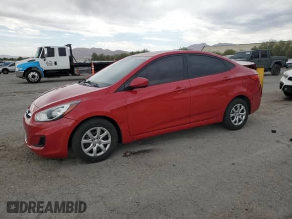 2013 Hyundai Accent GLS with VIN KMHCT4AE0DU550086, listed as a Copart auction lot 62783865 with 85,233 mi miles and Salvage title. Bid and sale history available at DreamBid. Image 1.