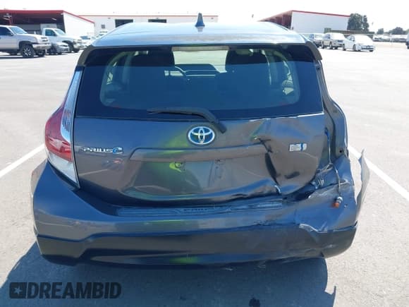 ✅ 2017 Toyota Prius One • VIN: JTDKDTB38H1596101 • Lot: 43144223. Listed on IAAI with 127,974 mi. Free auction sales archive from the USA and detailed vehicle history report at DreamBid. Image 17.
